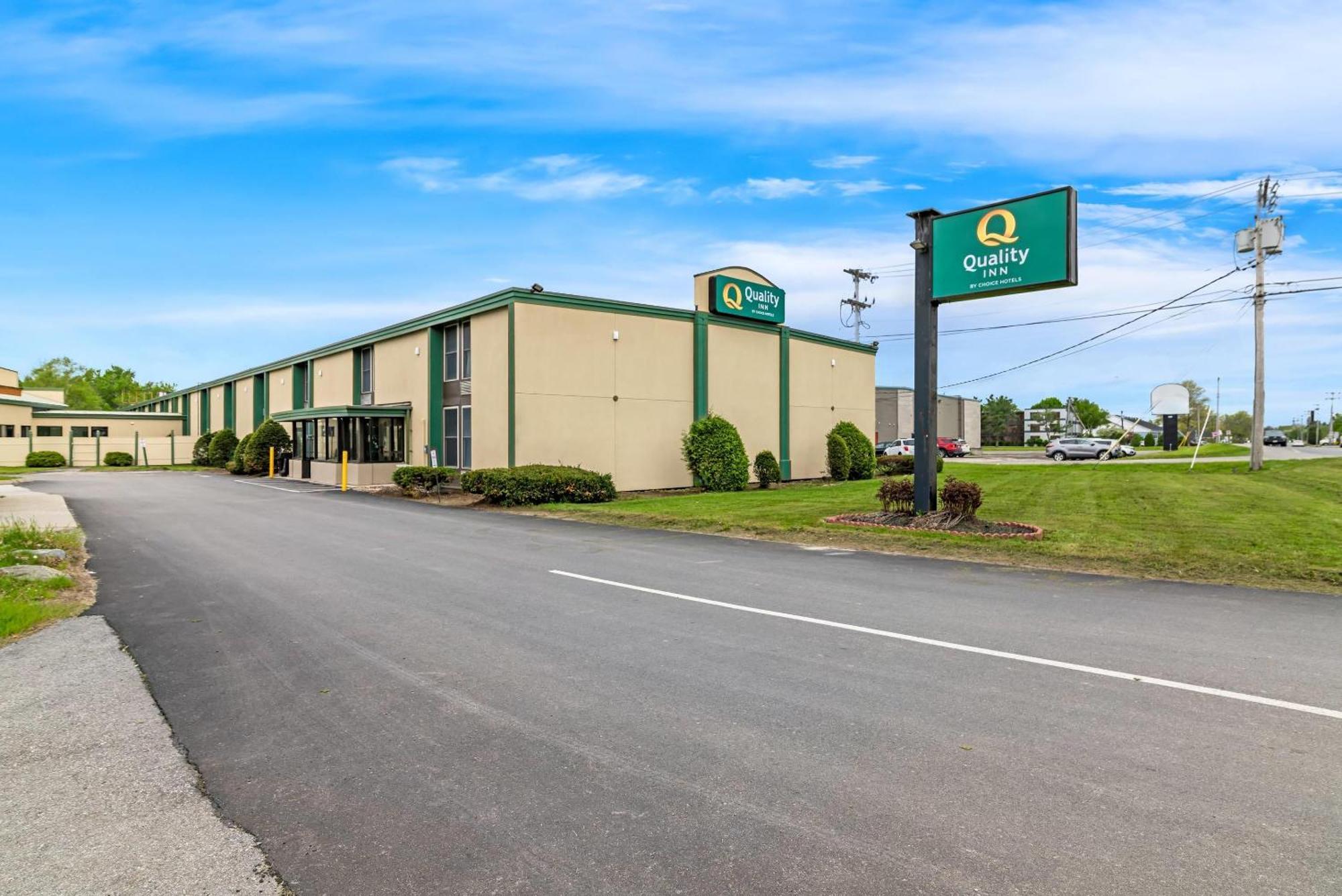 Quality Inn Bangor Airport Bagian luar foto